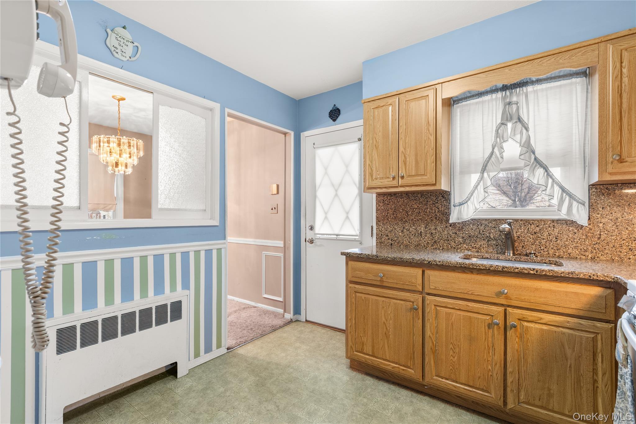 2341 Dobson Avenue Property Photo 8