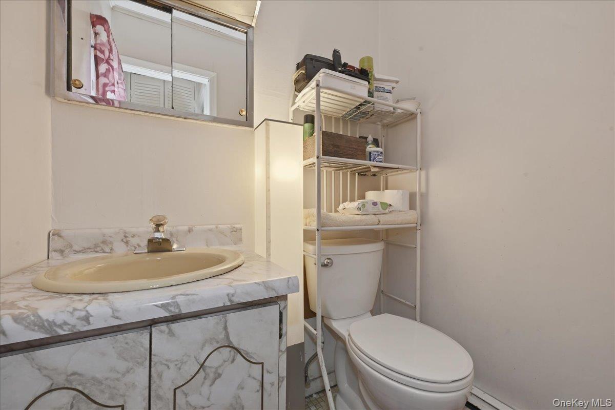 13514 220th Street Property Photo 8