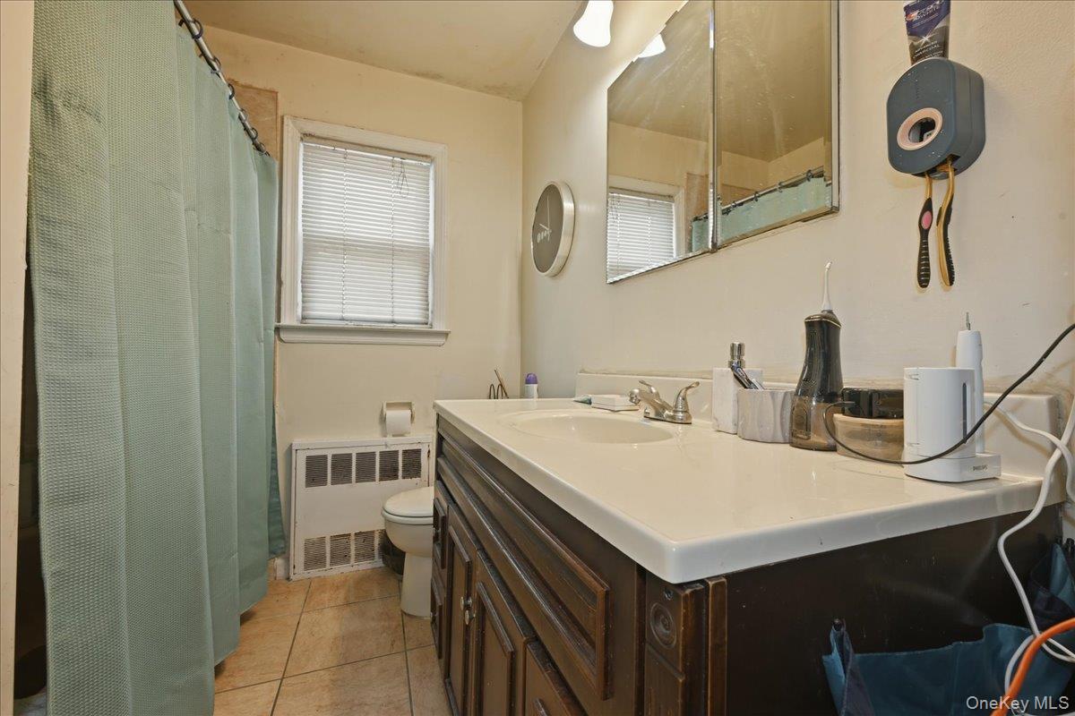 13514 220th Street Property Photo 14
