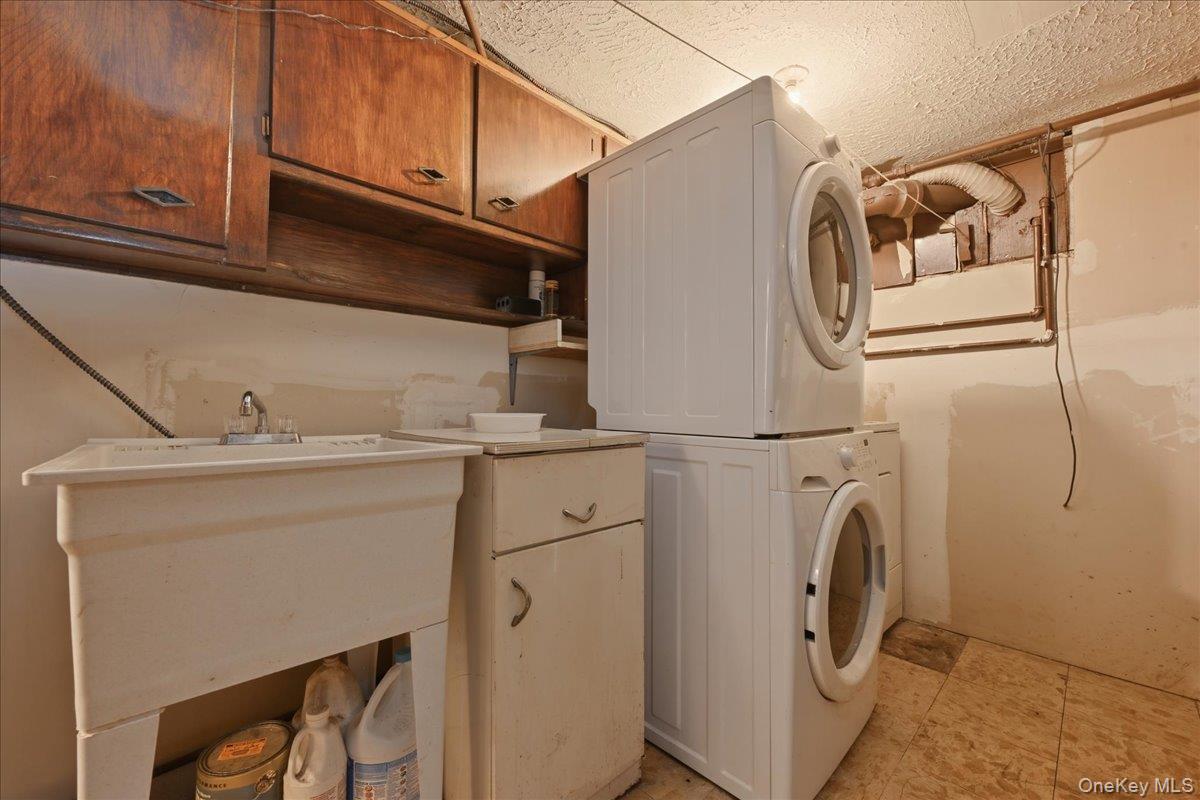13514 220th Street Property Photo 18