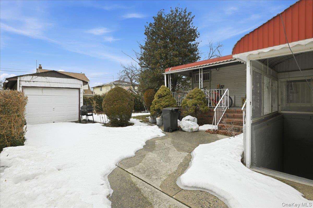 13514 220th Street Property Photo 19