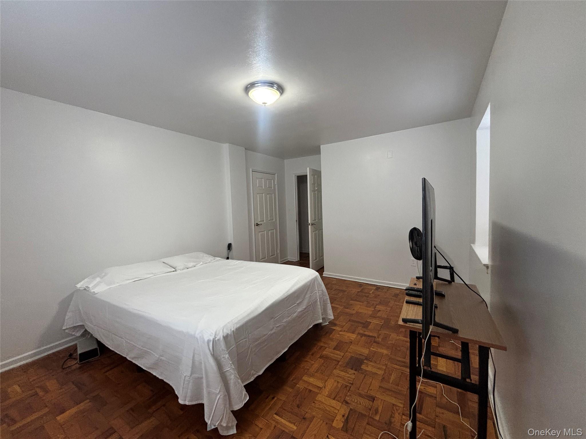 30 Fleetwood Avenue 1b Property Photo 17