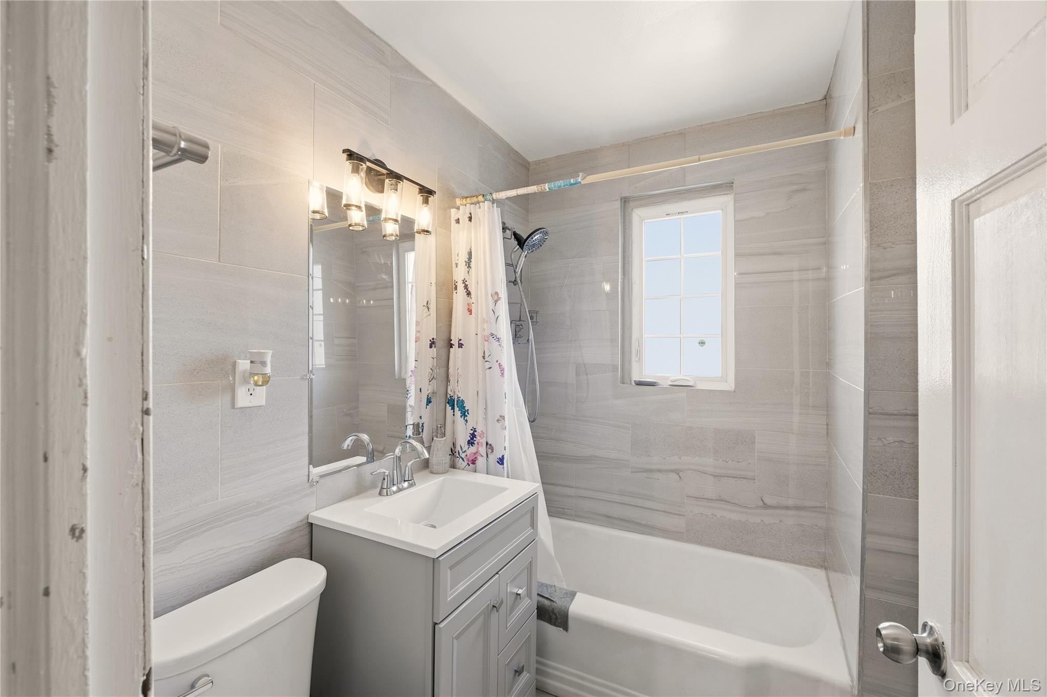 11007 172nd Street Property Photo 14