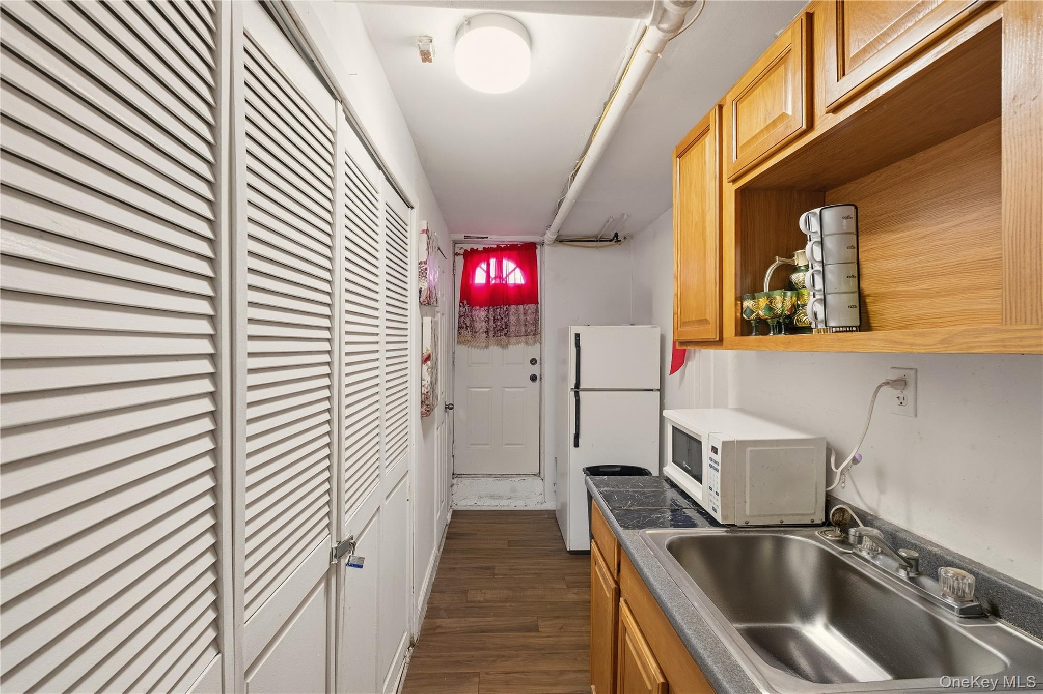 11007 172nd Street Property Photo 17