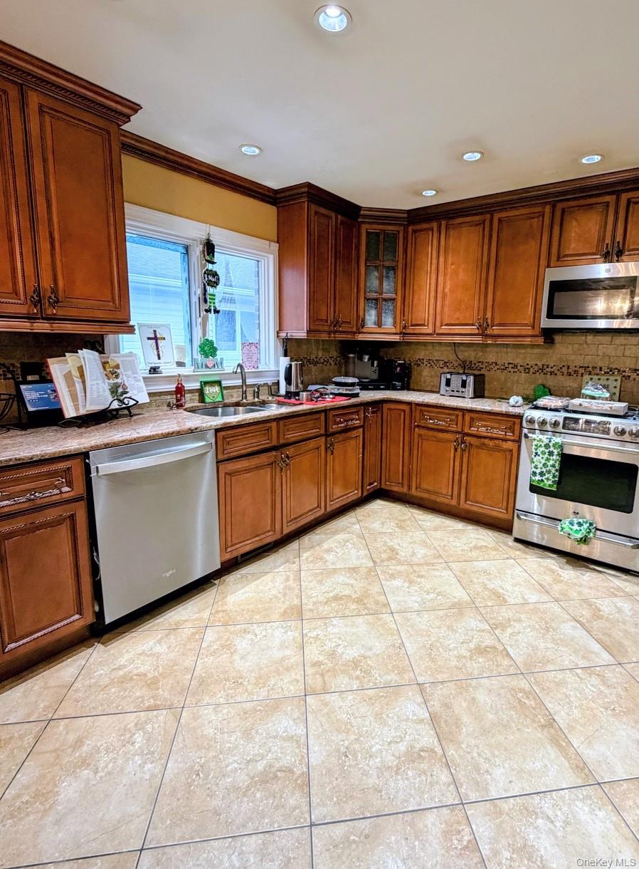 15936 88th Street Property Photo 10