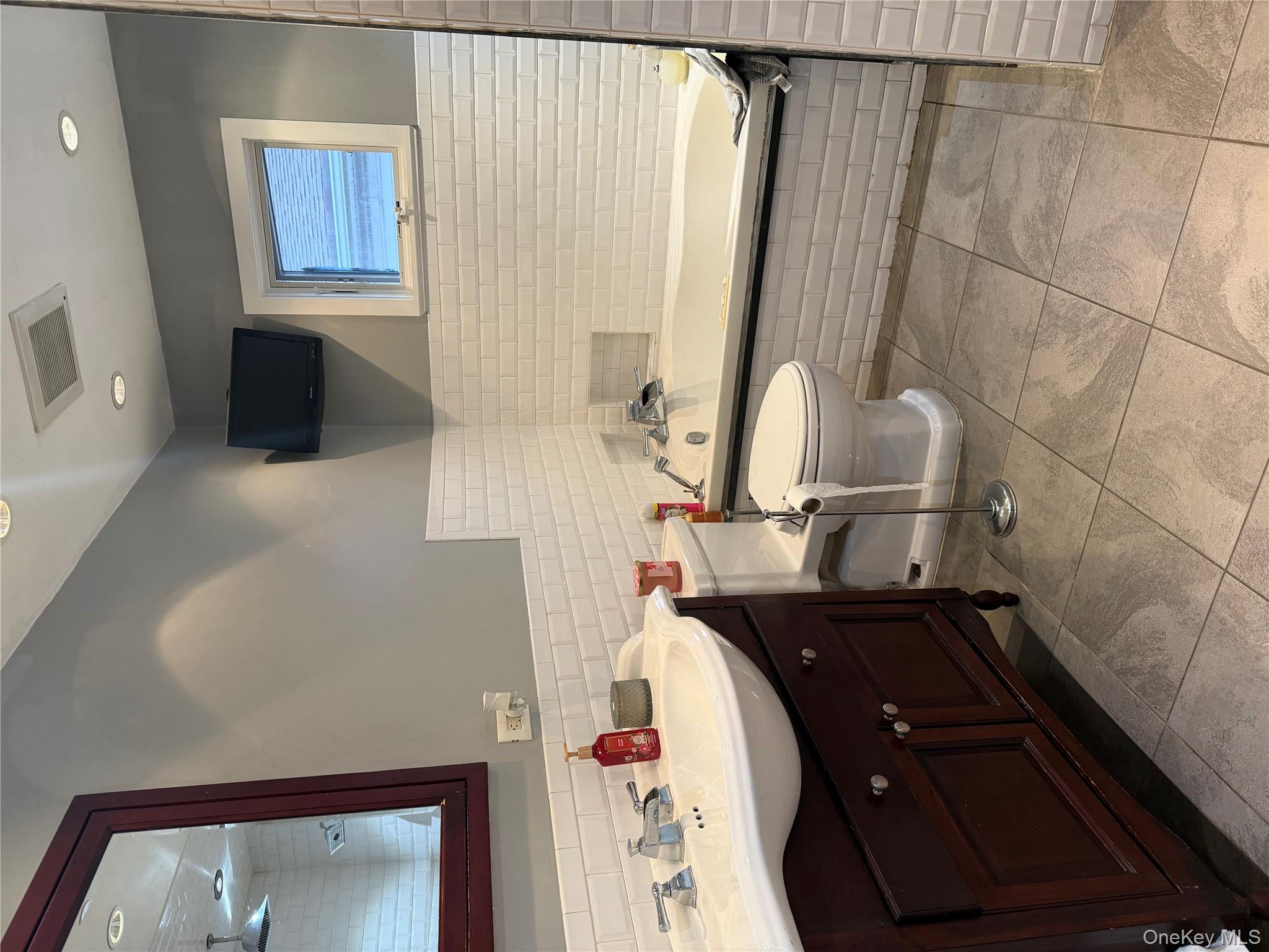 15936 88th Street Property Photo 19