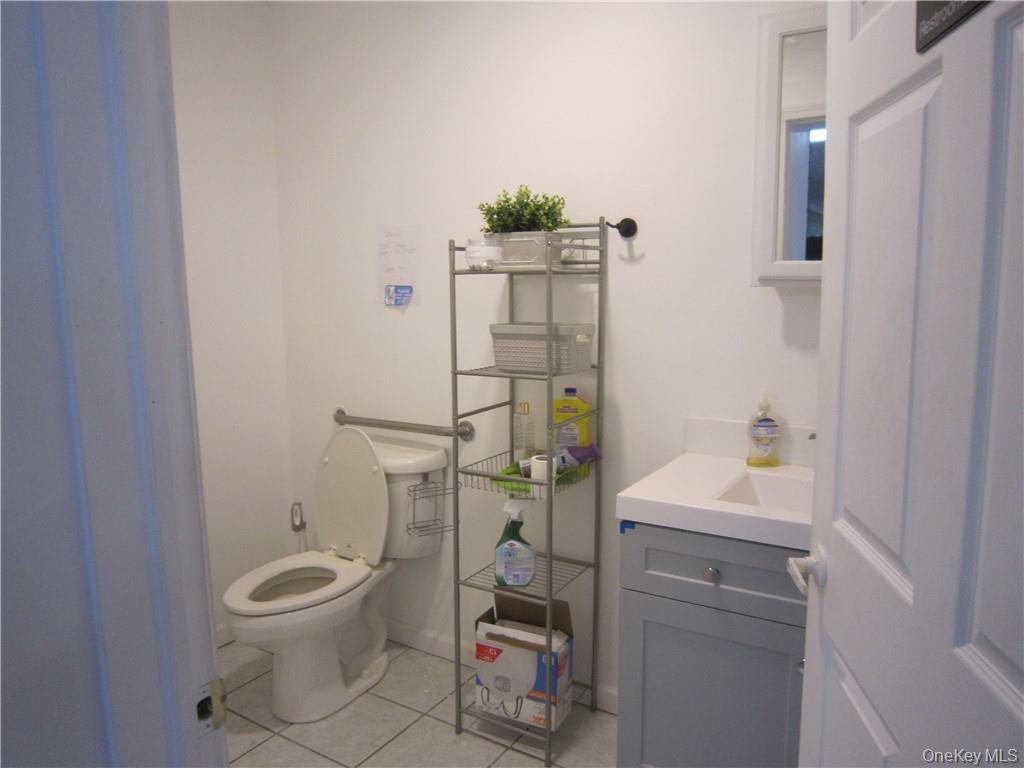 11 Quassaick Avenue Property Photo 11