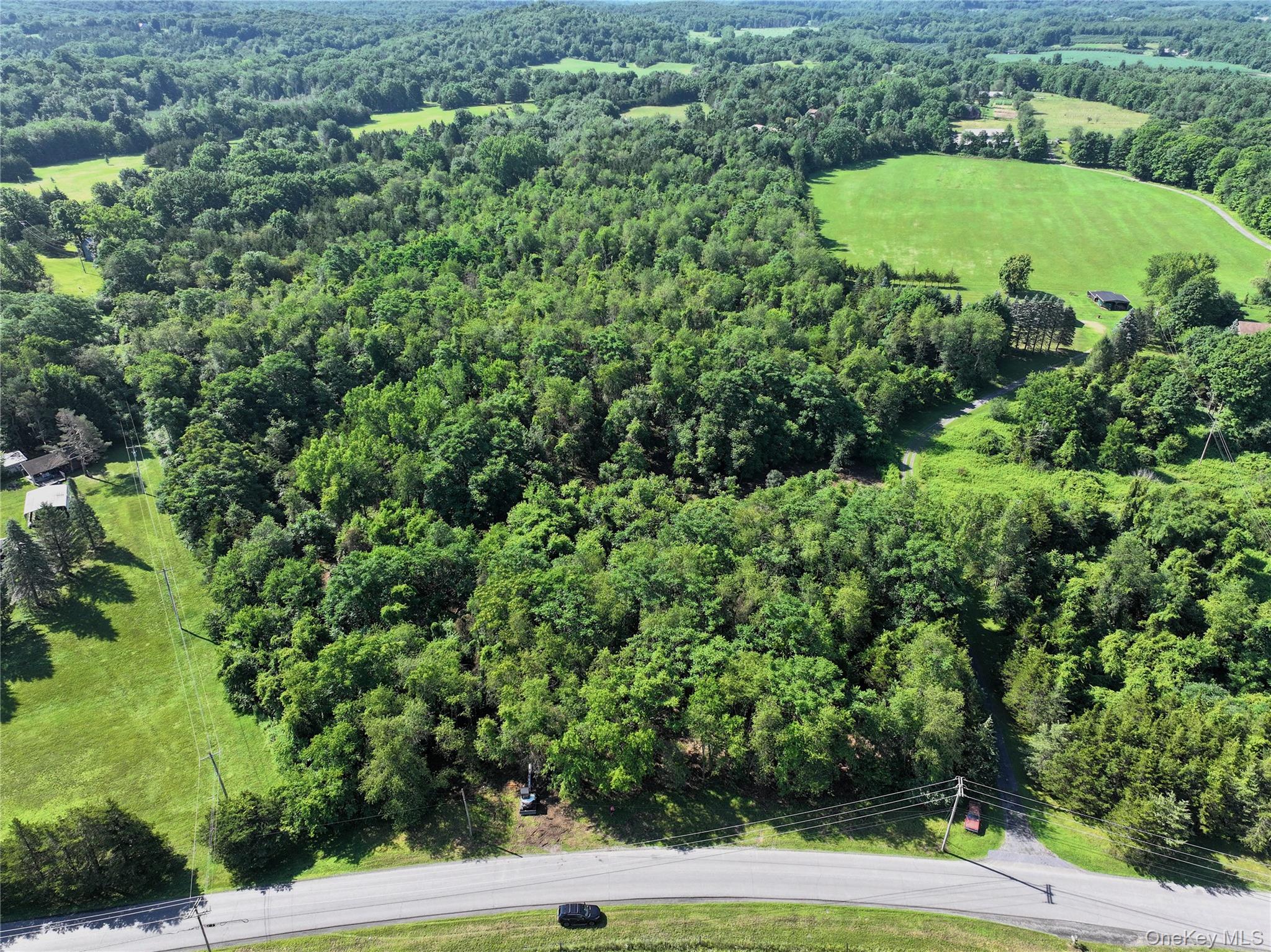 Bells Pond Road Property Photo 2