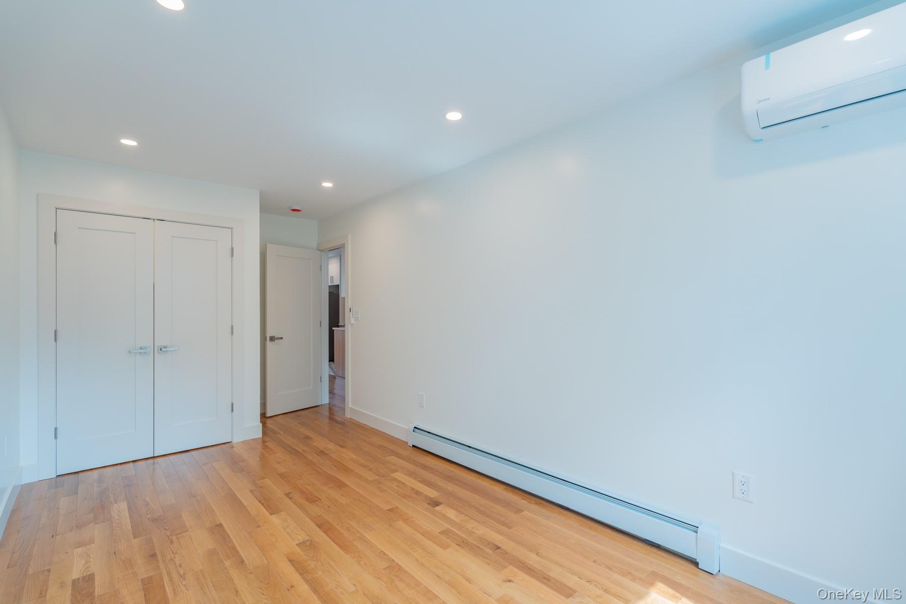 982 E 106th Street Property Photo 27