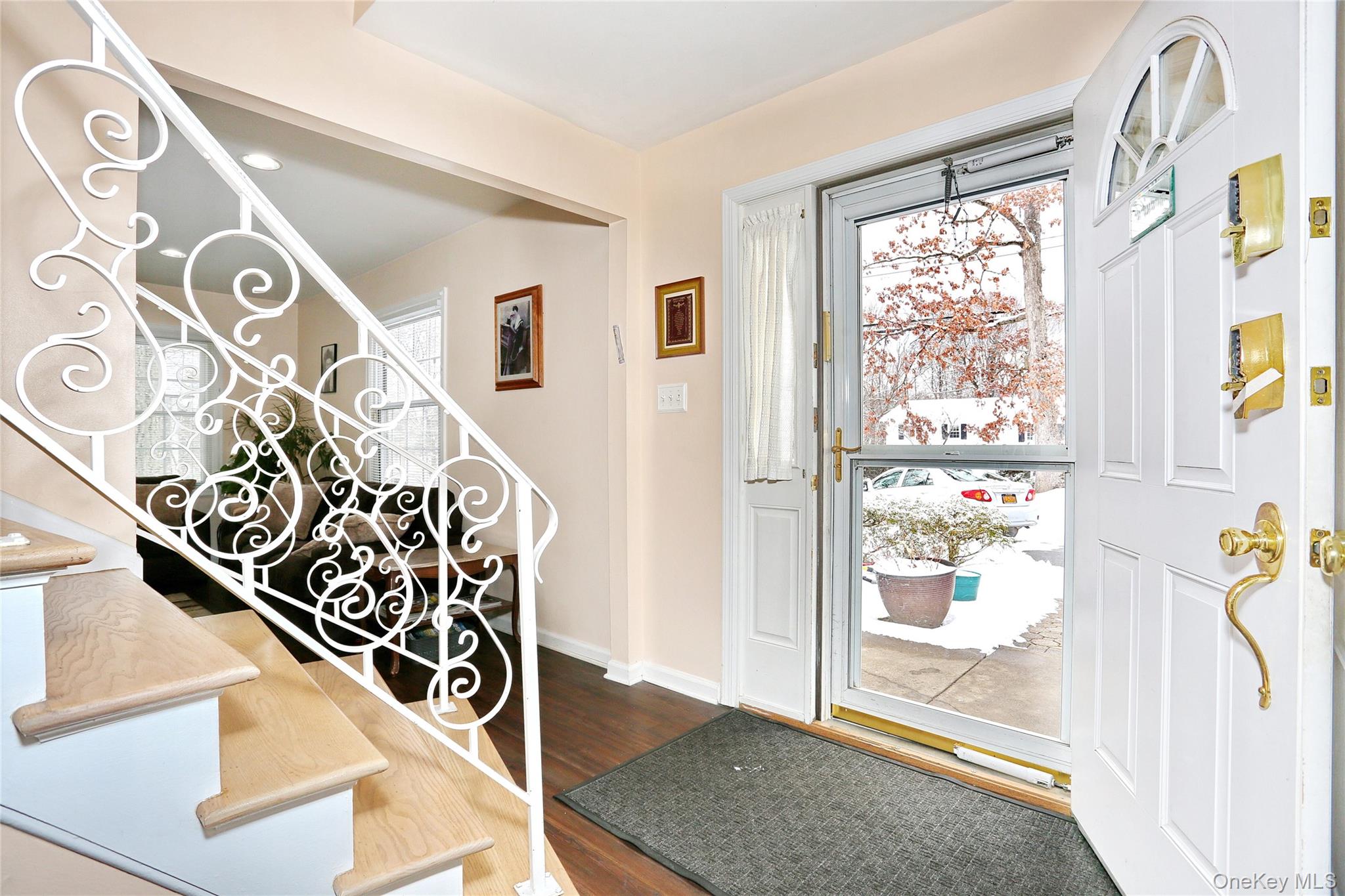 277 Saddle River Road Property Photo 4