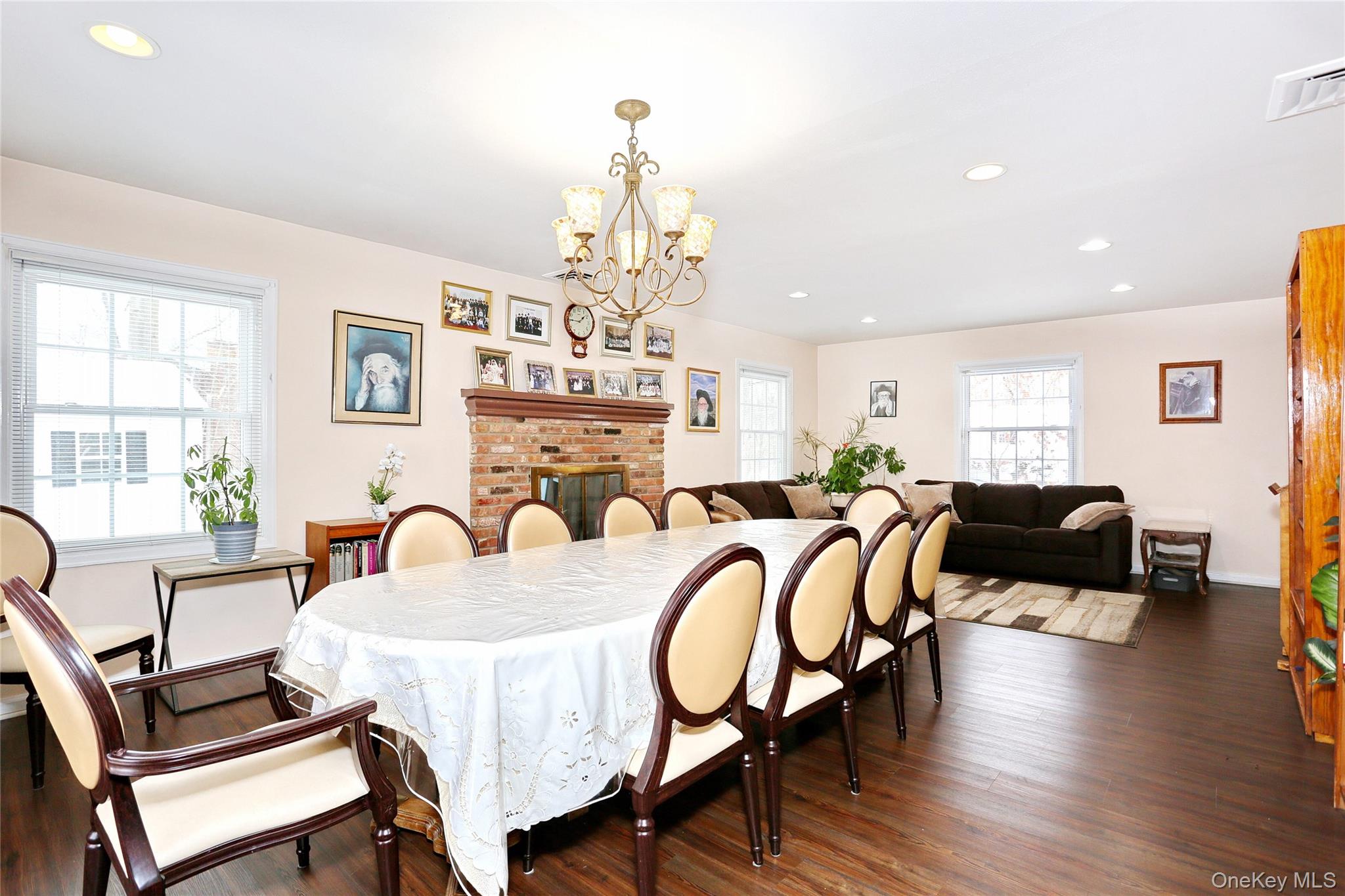 277 Saddle River Road Property Photo 8