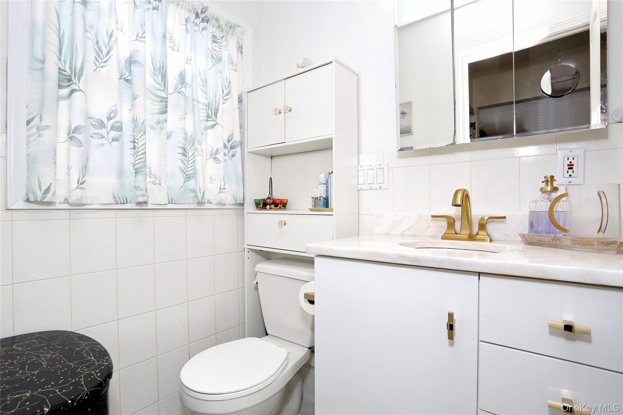 277 Saddle River Road Property Photo 20