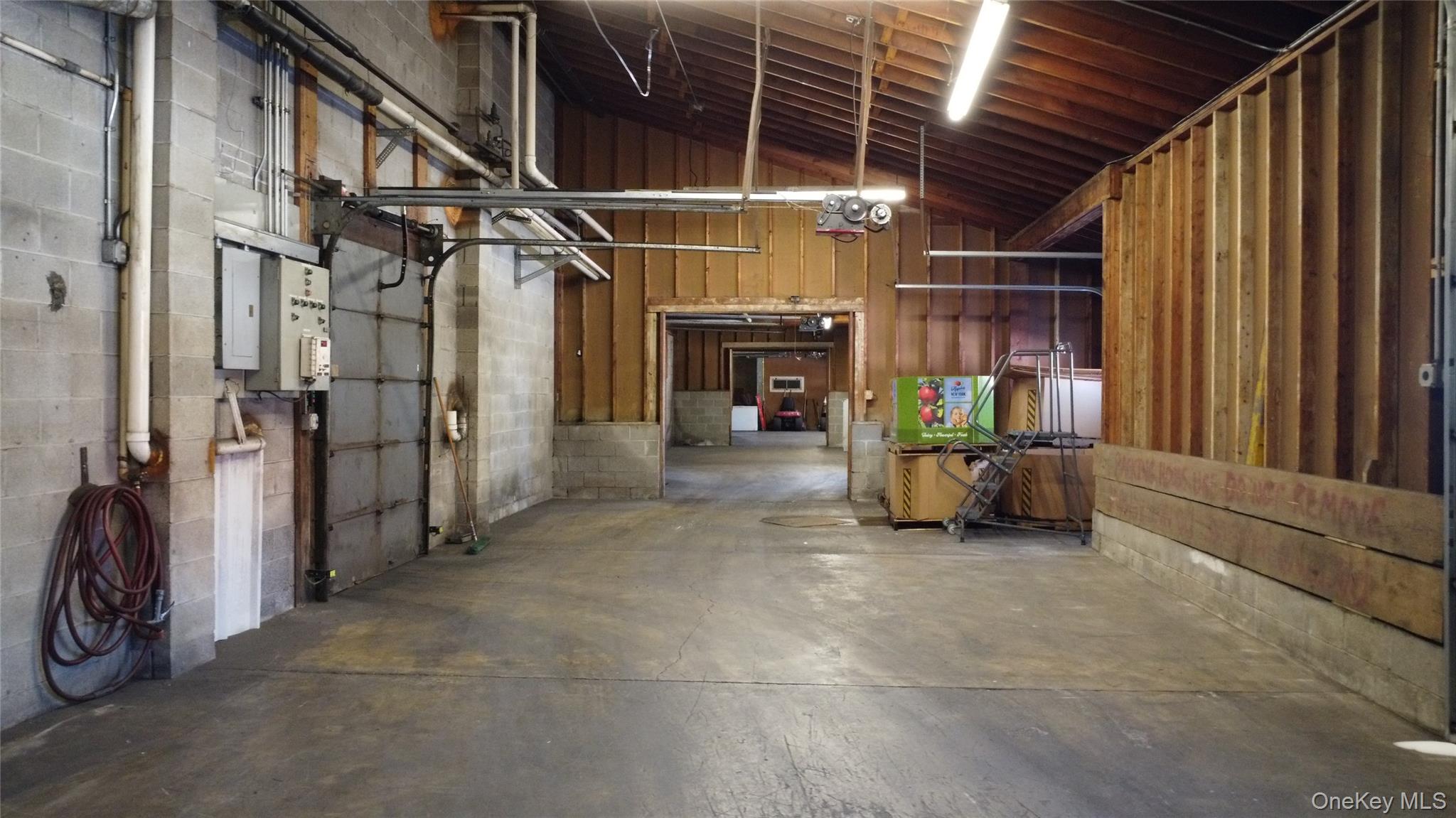 34-36 Hull Avenue Property Photo 9
