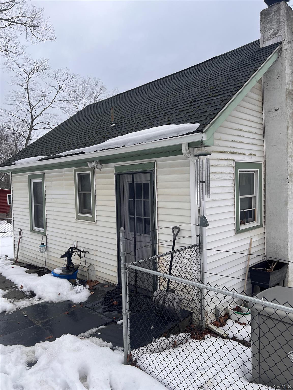 206 Lakeview Road Property Photo 1