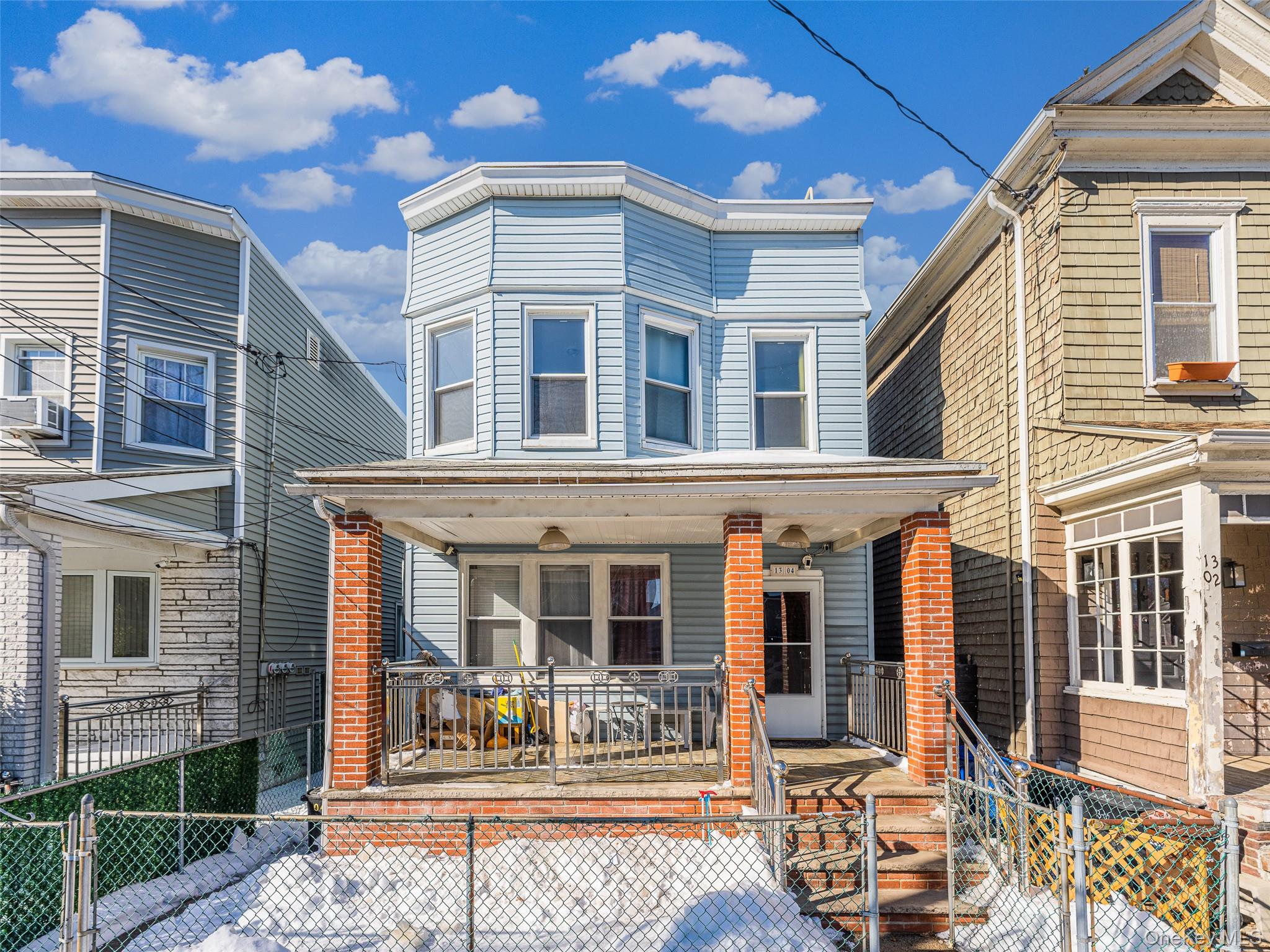 1304 123rd Street Property Photo 2