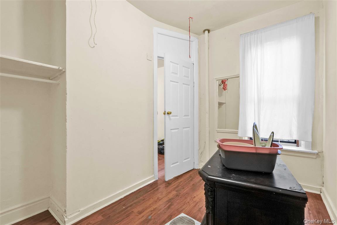 1993 Amsterdam Avenue 31 Property Photo 12