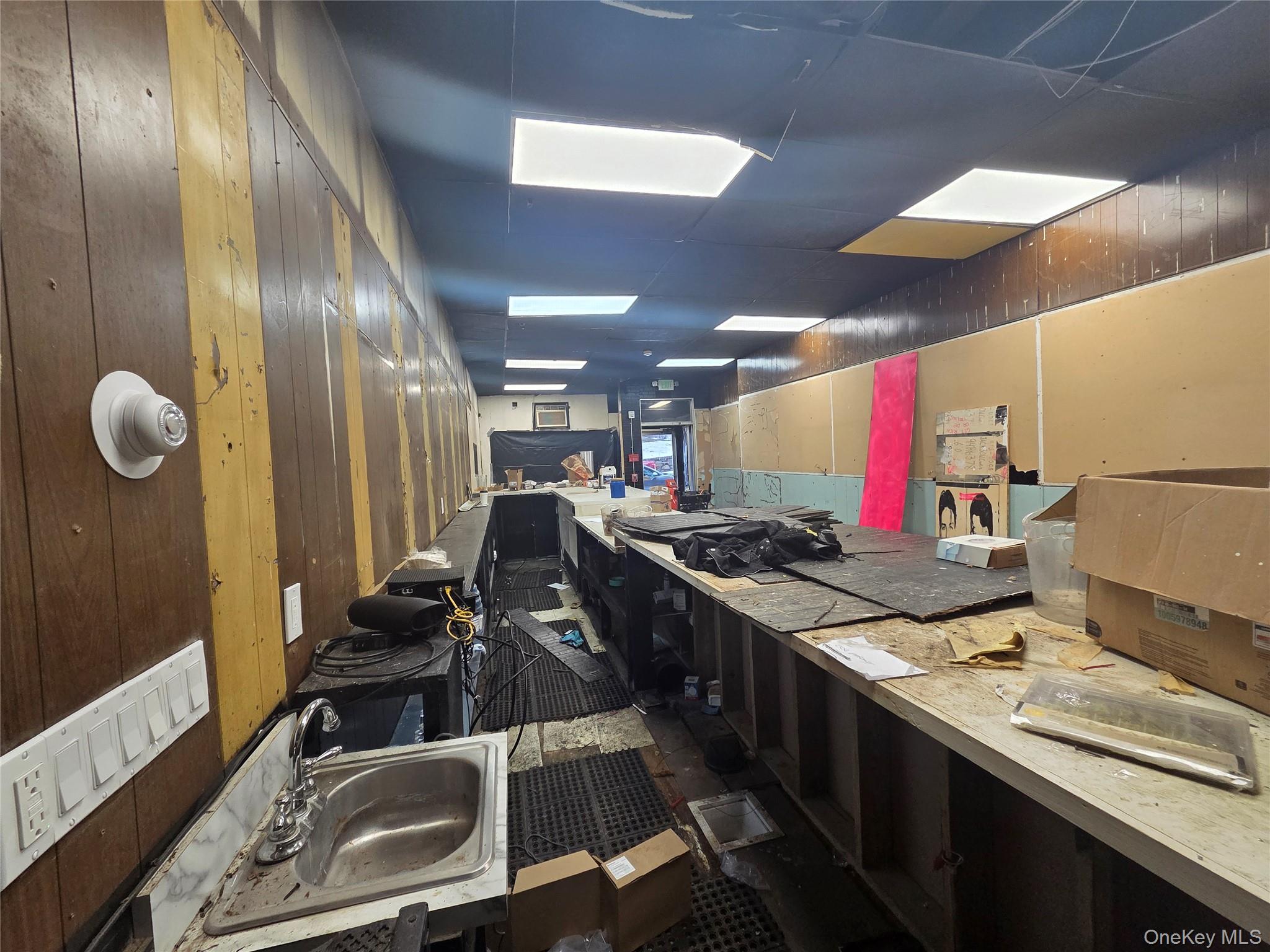 200 Main Street Property Photo 3