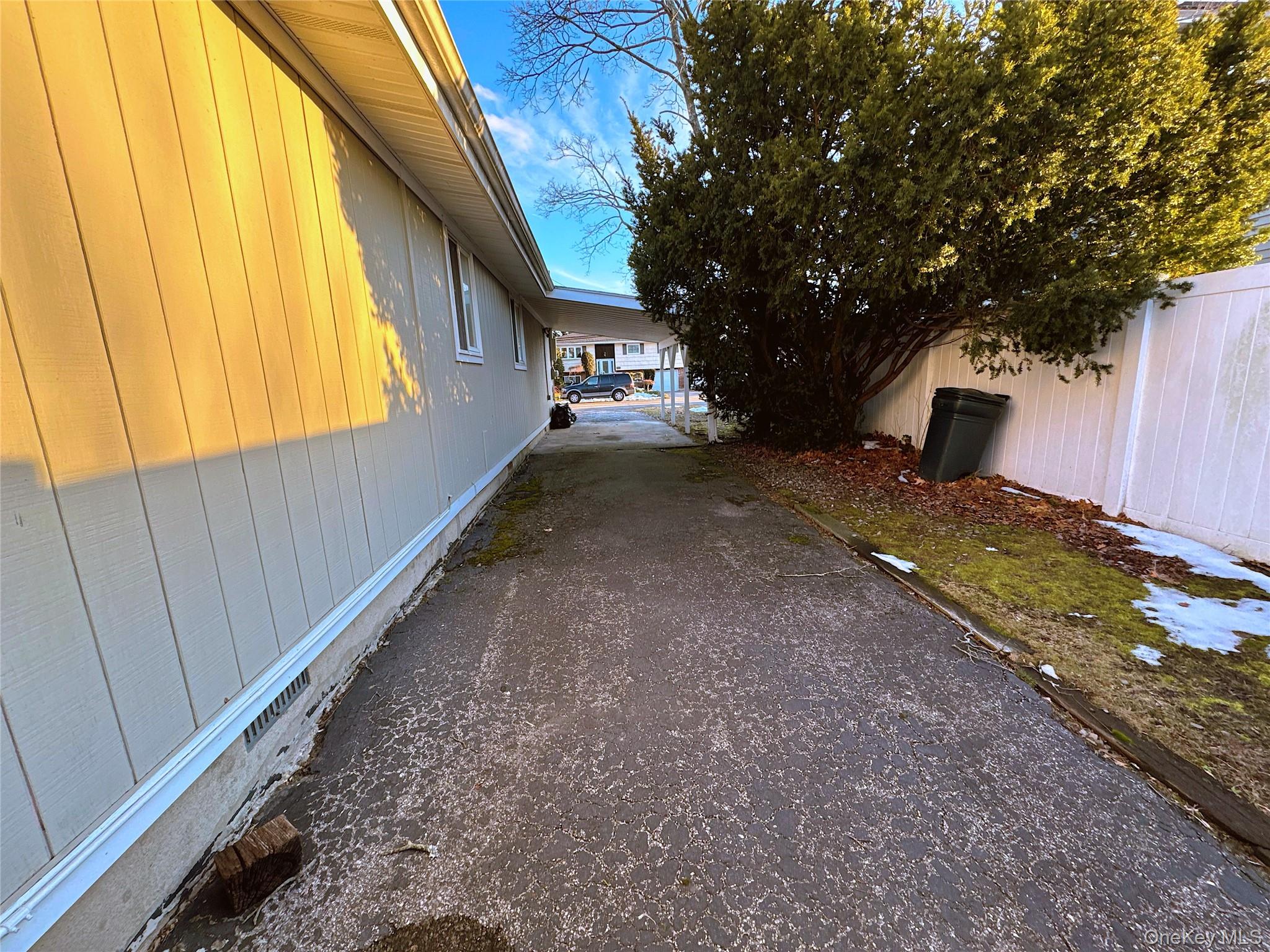 15 Maple Street Property Photo 16