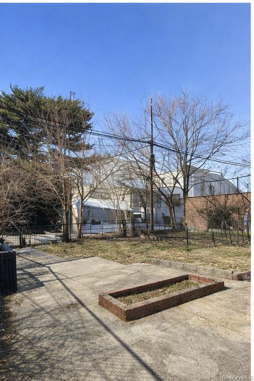 1839 Matthews Avenue Property Photo 4