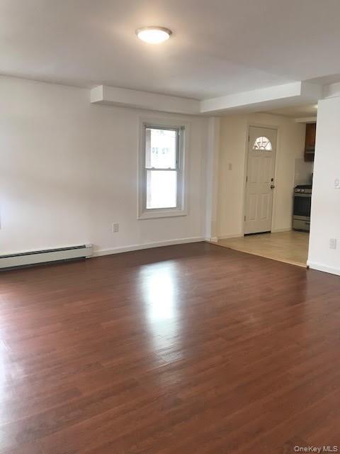 93 Main Street Property Photo 4