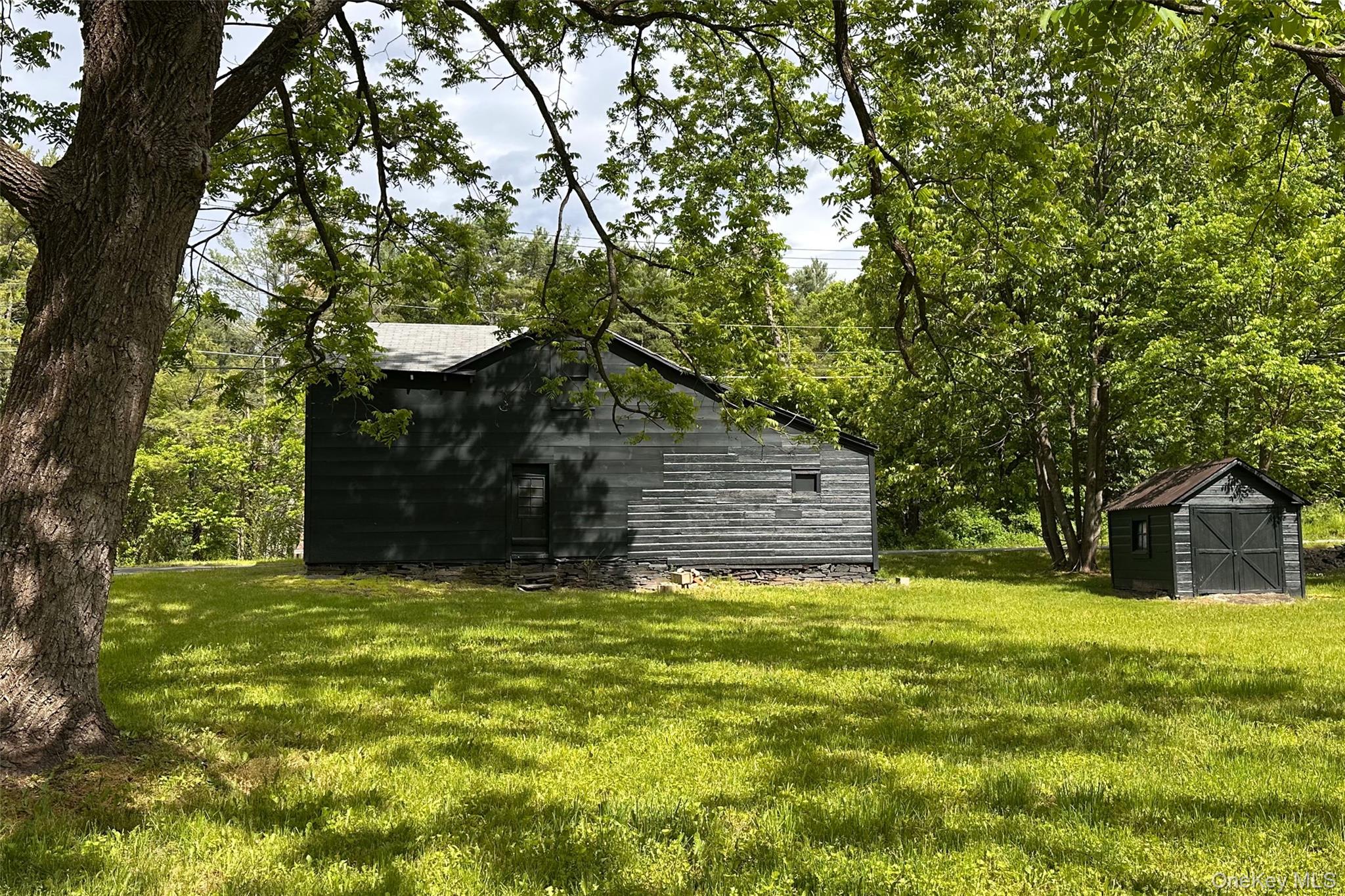 8 George Sickle Road Property Photo 3