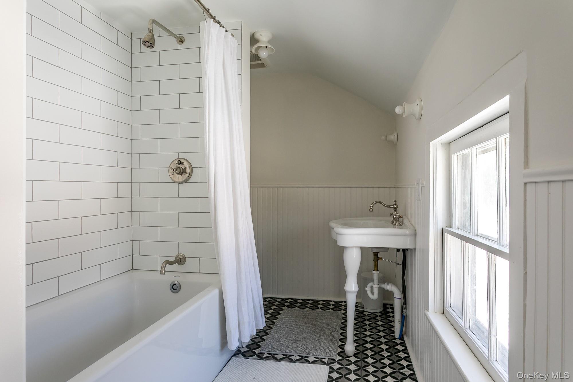8 George Sickle Road Property Photo 28