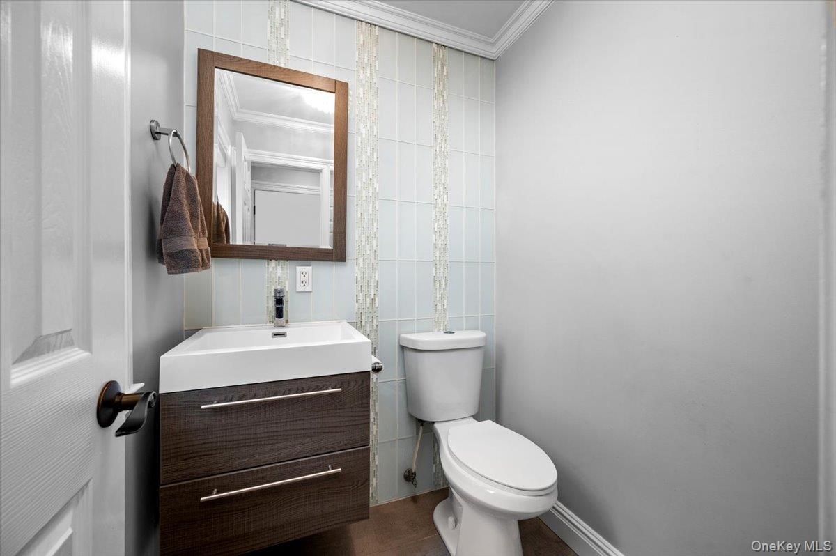 216 Florence Street Property Photo 7