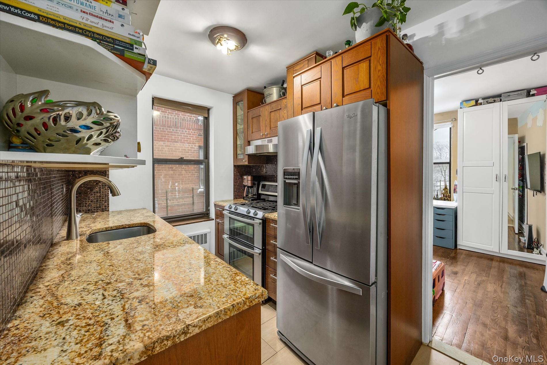 83-75 Woodhaven Boulevard 5e Property Photo 6