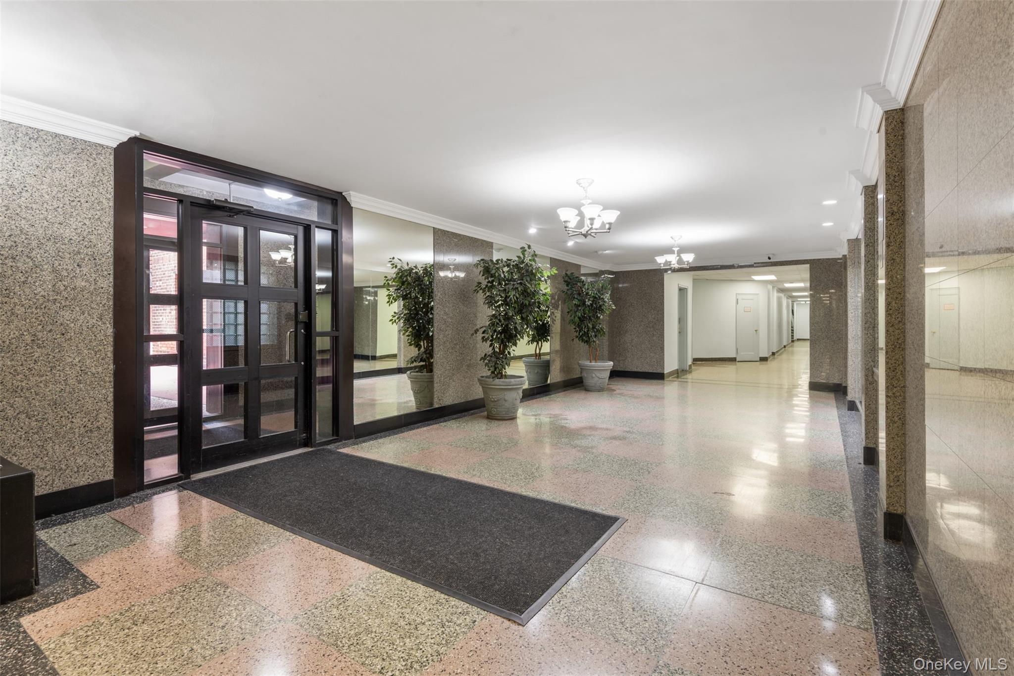83-75 Woodhaven Boulevard 5e Property Photo 17