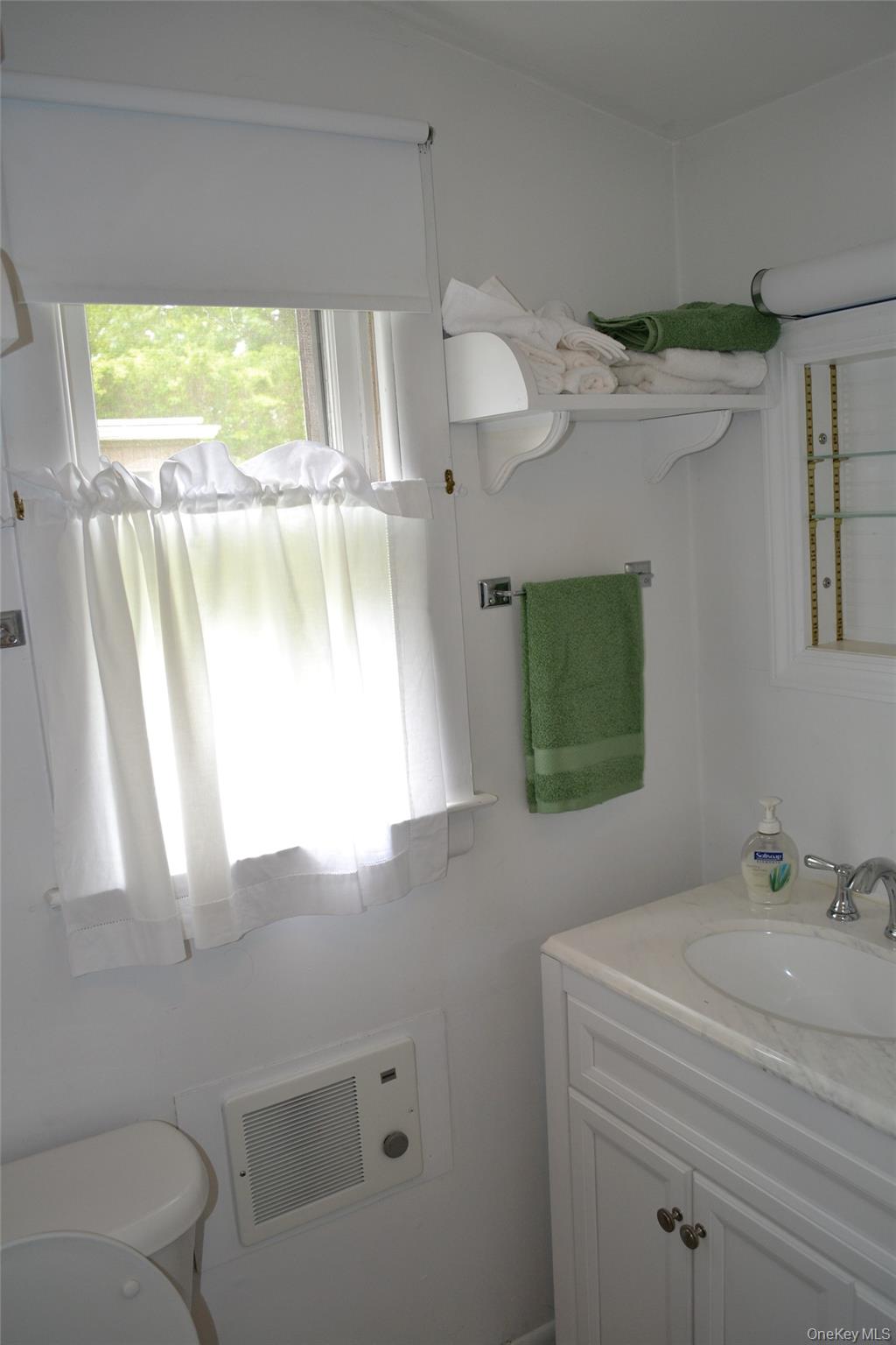 34a Sag Harbor Road Property Photo 3