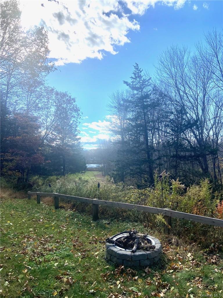 46 Patricia Lane Property Photo 7