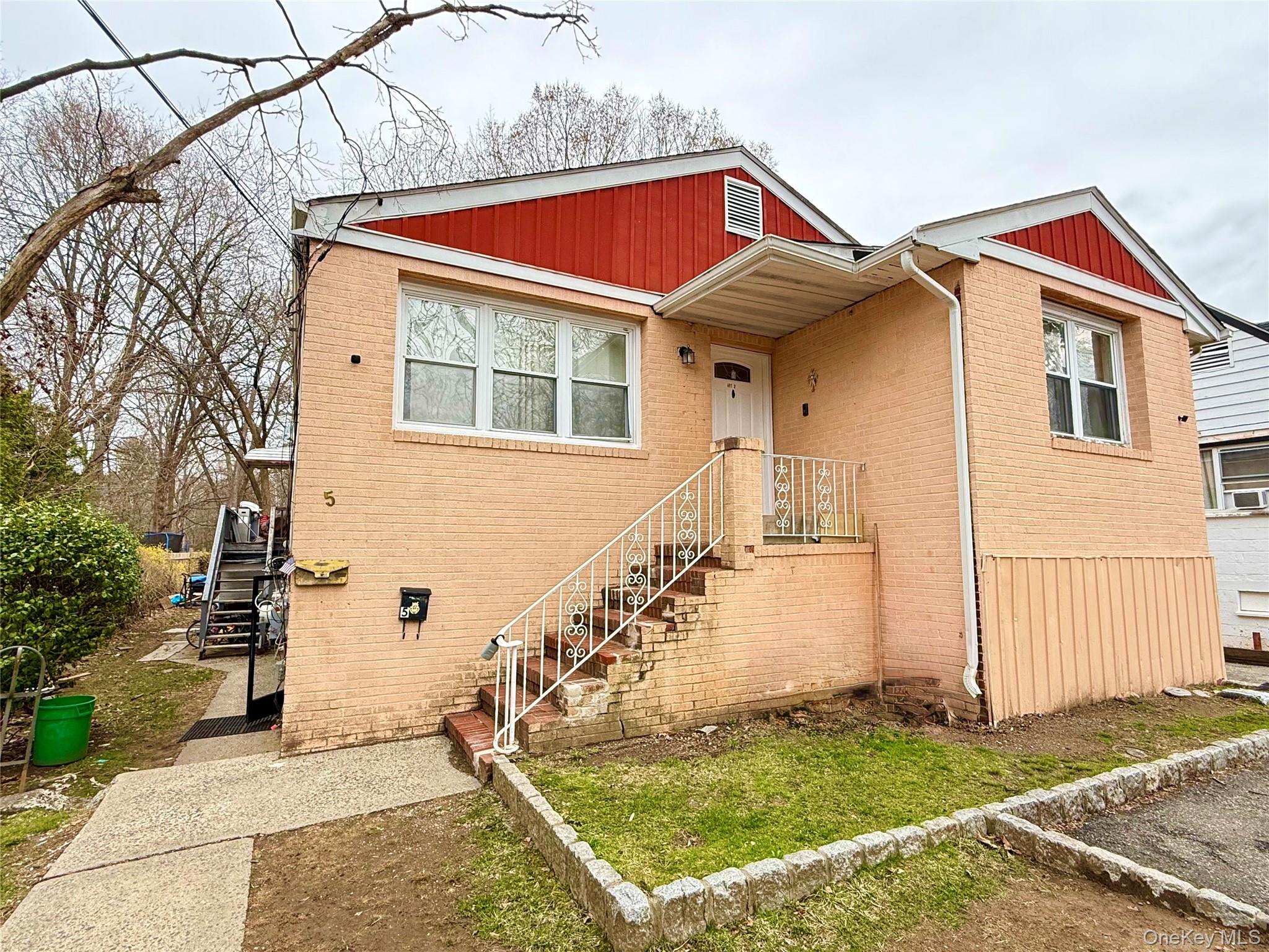 5 Highland Avenue