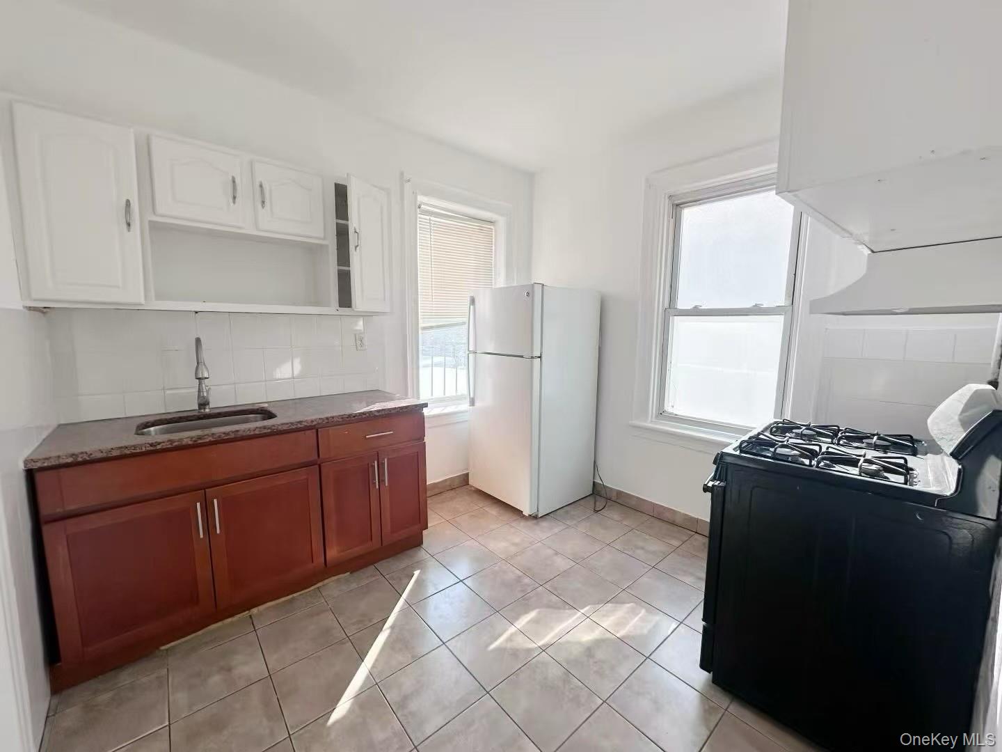 104-16 32nd Avenue Property Photo 15