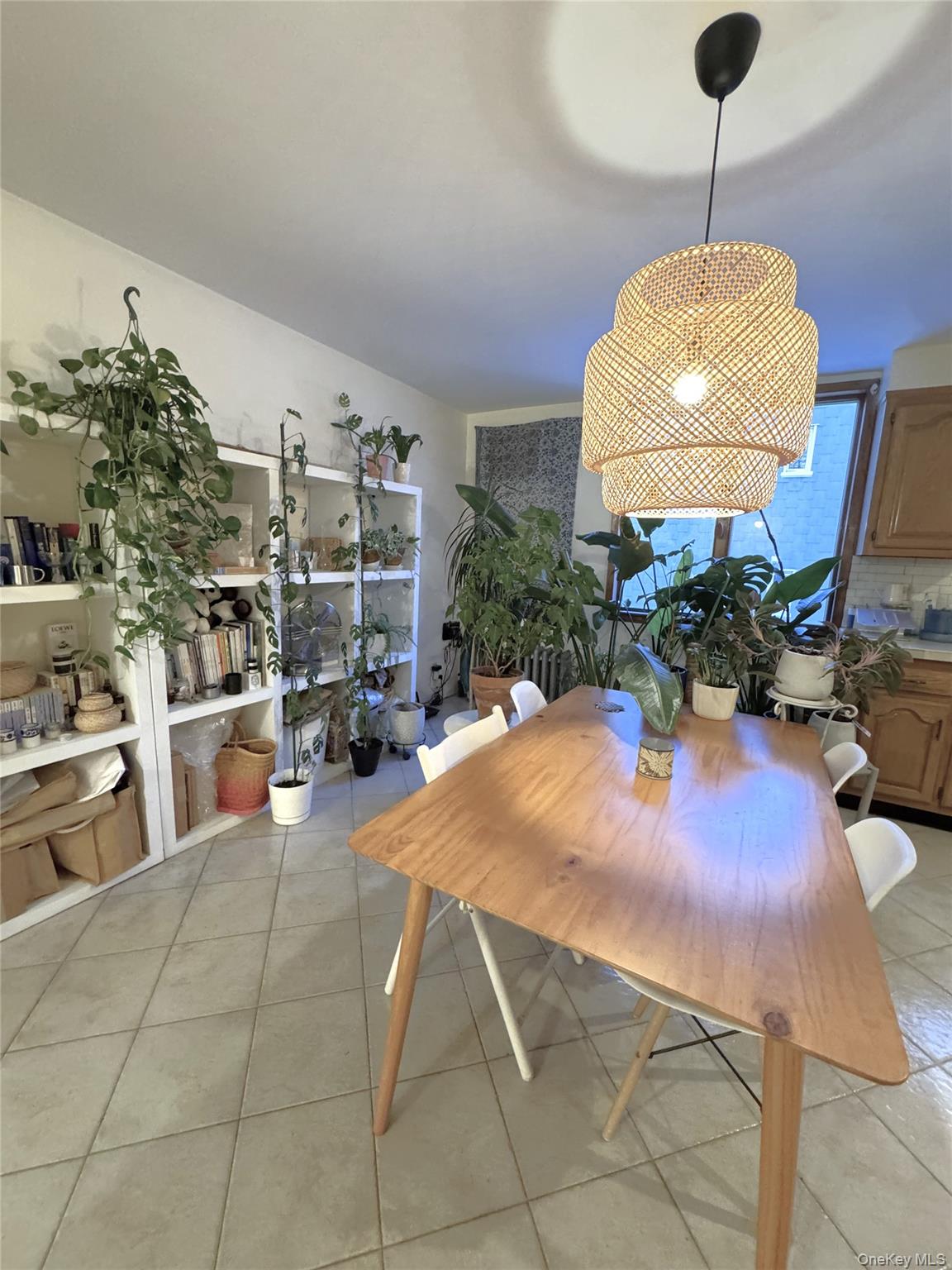 396 Graham Avenue Property Photo 13