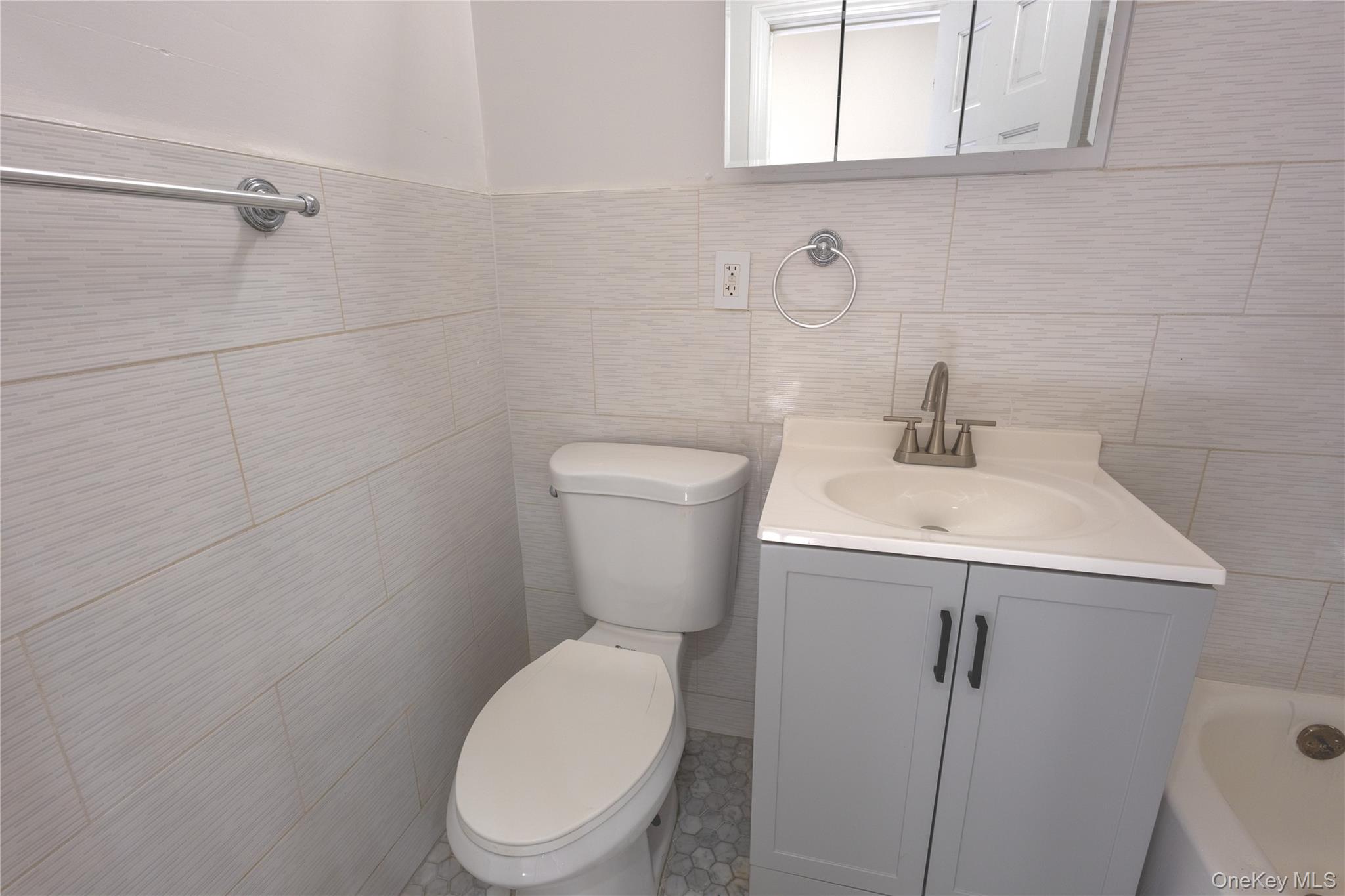 132-16 Hillside Avenue Property Photo 15