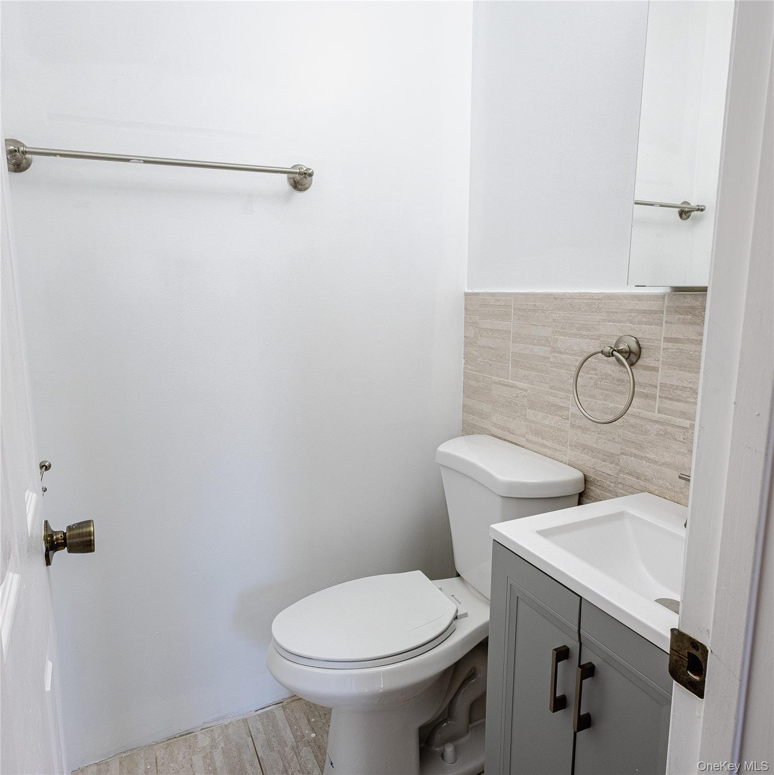 132-16 Hillside Avenue Property Photo 35