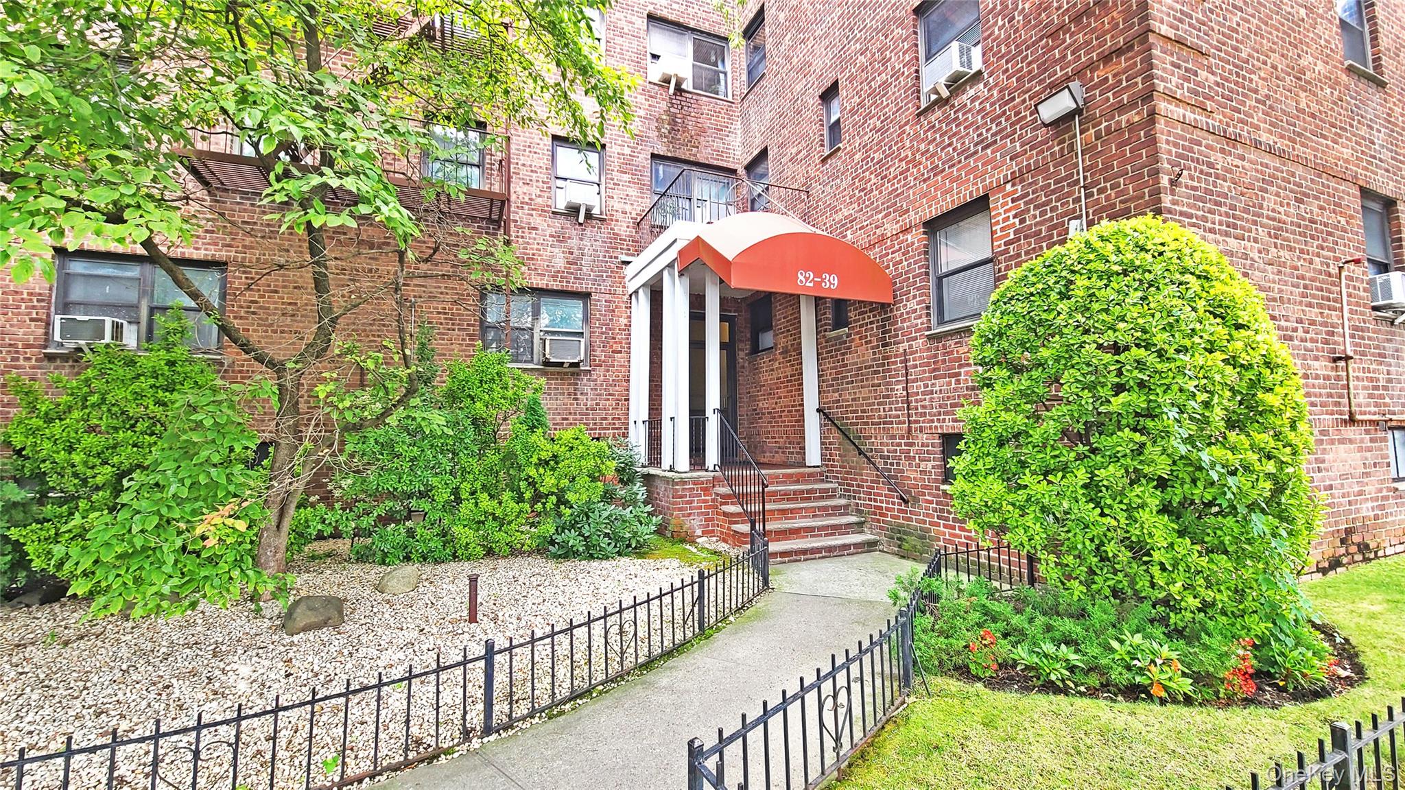 82-39 134th Street 1H Property Photo 1