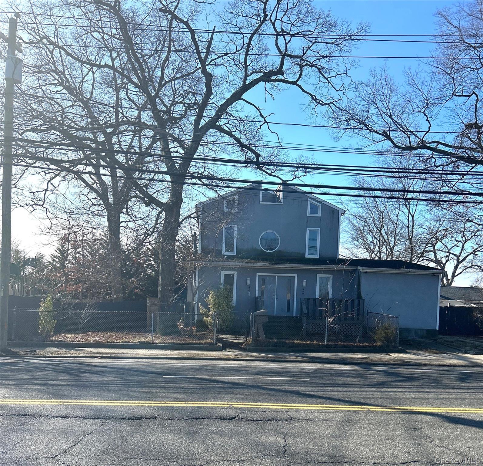 90 Jerusalem Avenue Property Photo 1