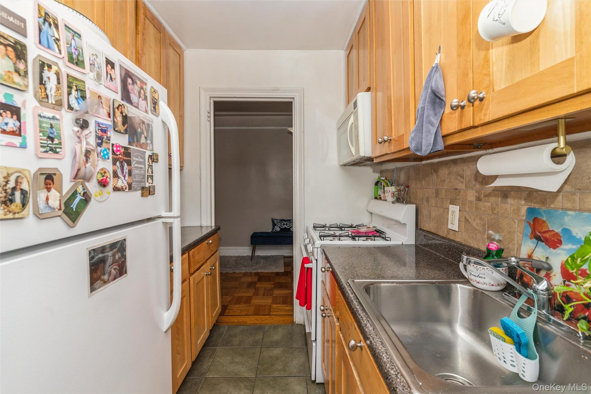 35-30 73rd Street 2b Property Photo 14