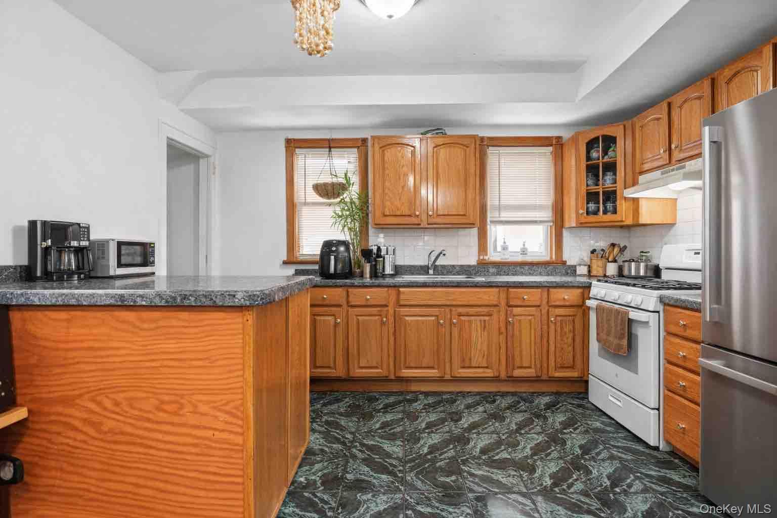 18216 141st Avenue Property Photo 3