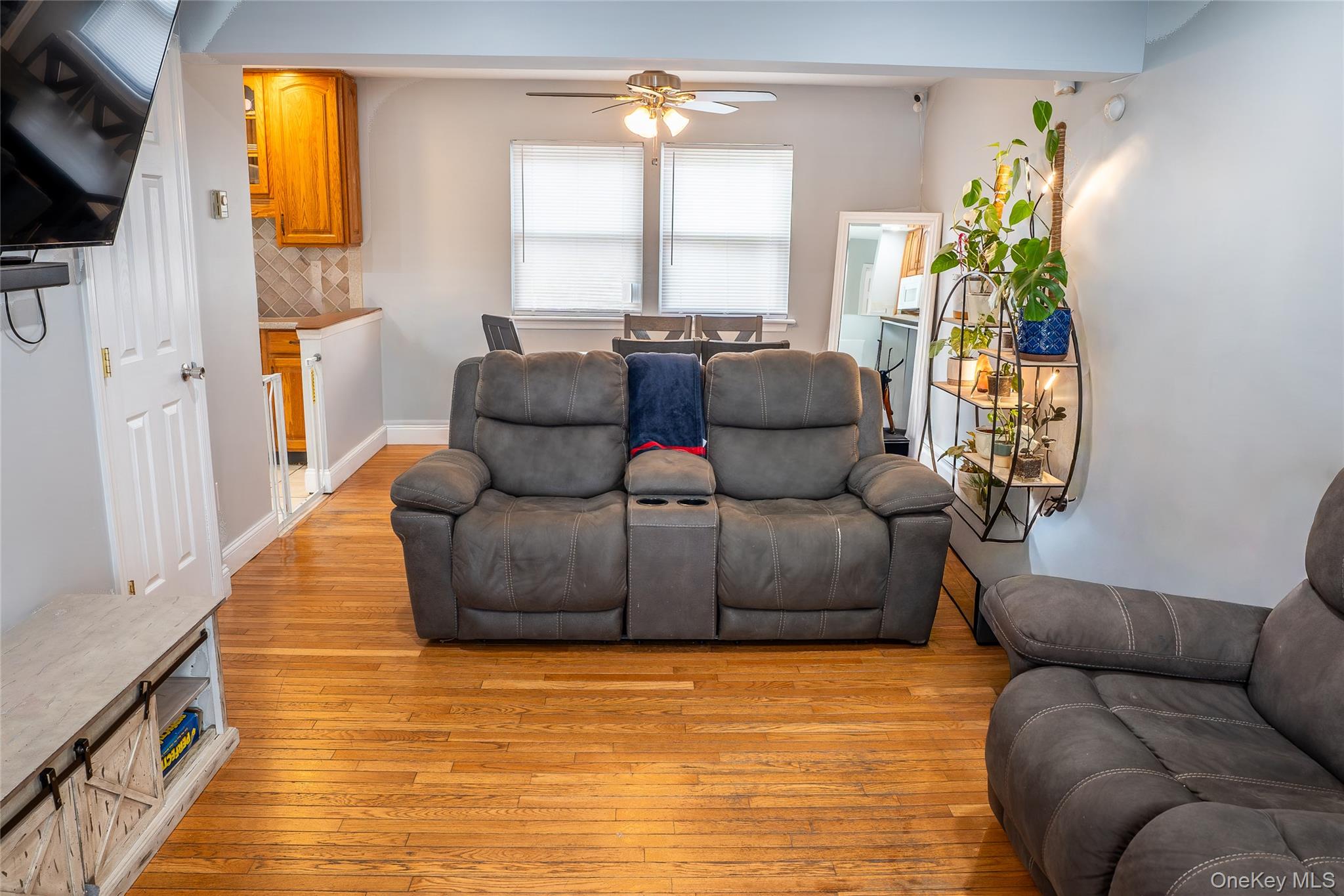 160 Pennsylvania Avenue Property Photo 5
