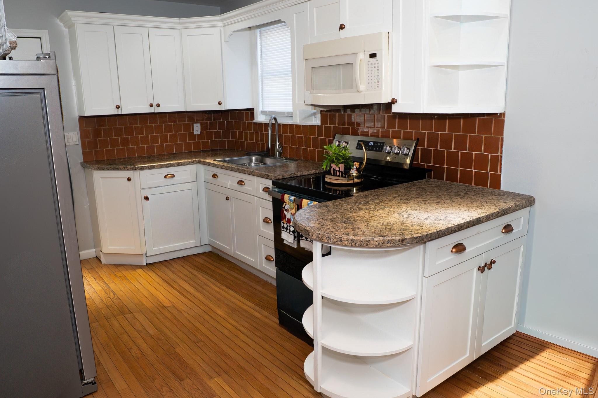 160 Pennsylvania Avenue Property Photo 15