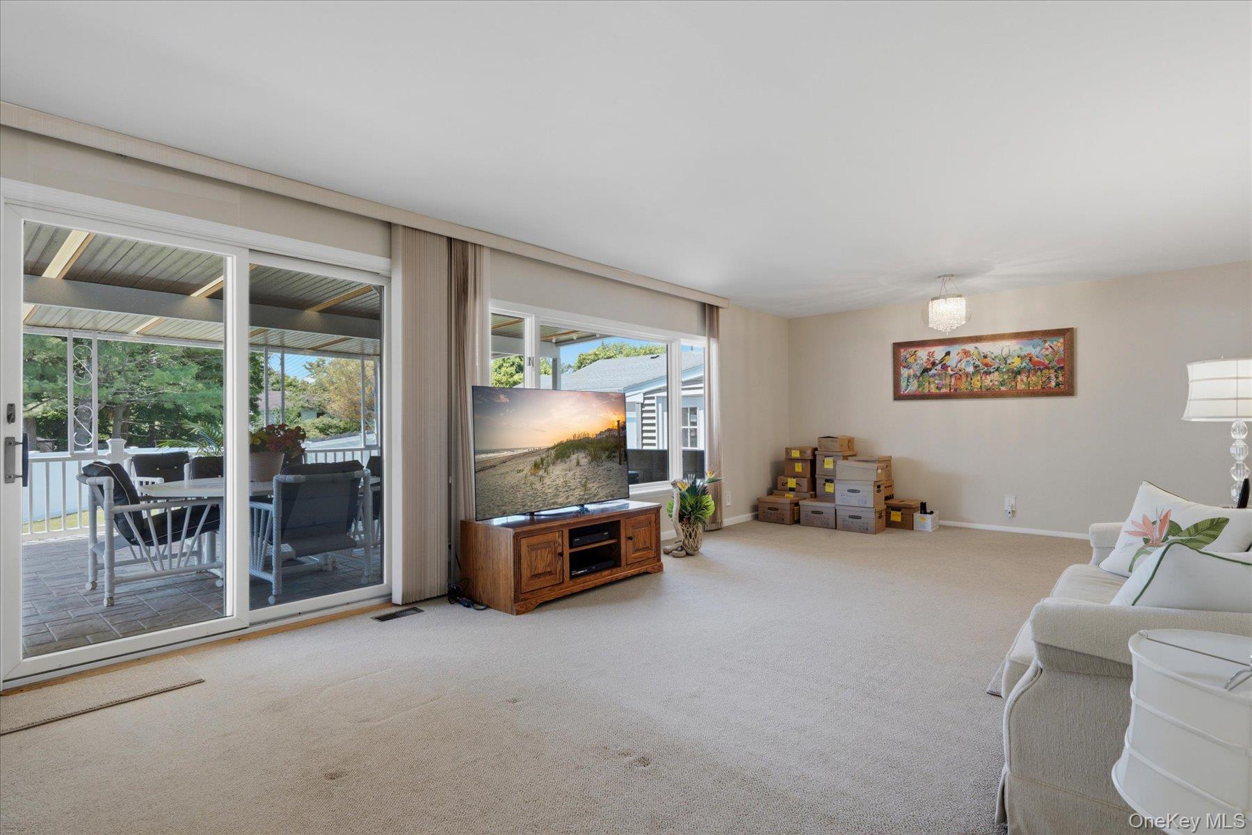 718 Patrick Street Property Photo 12