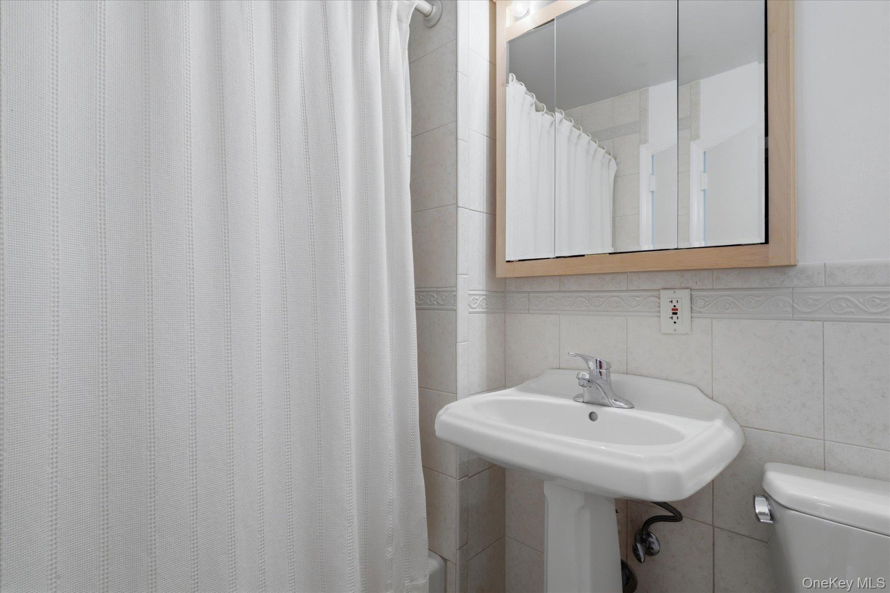 718 Patrick Street Property Photo 22
