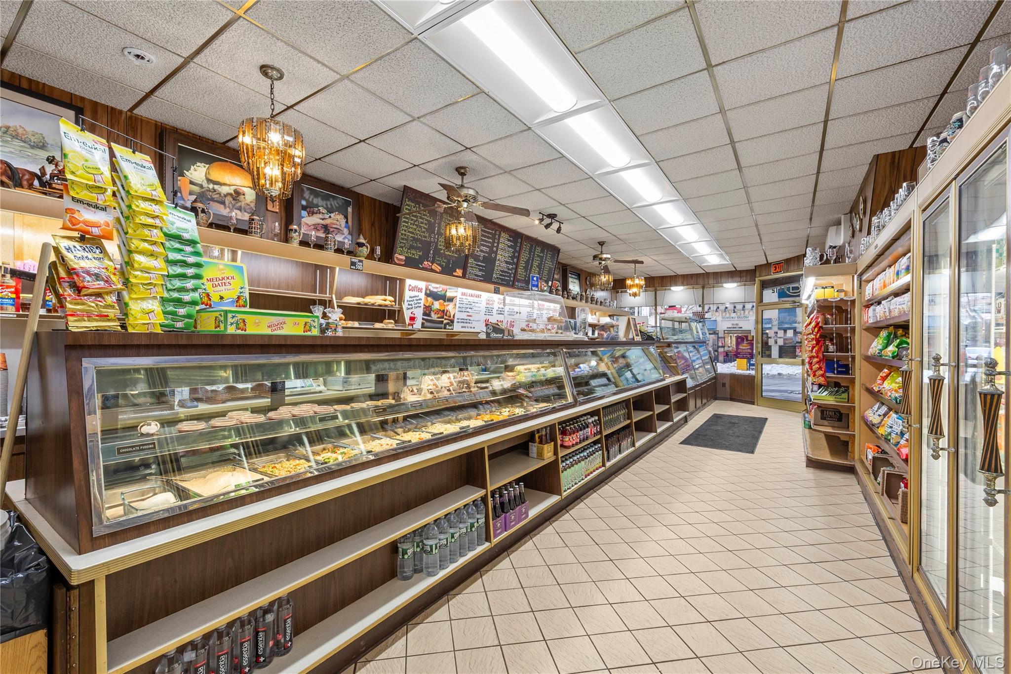94-12 Jamaica Avenue Property Photo 2