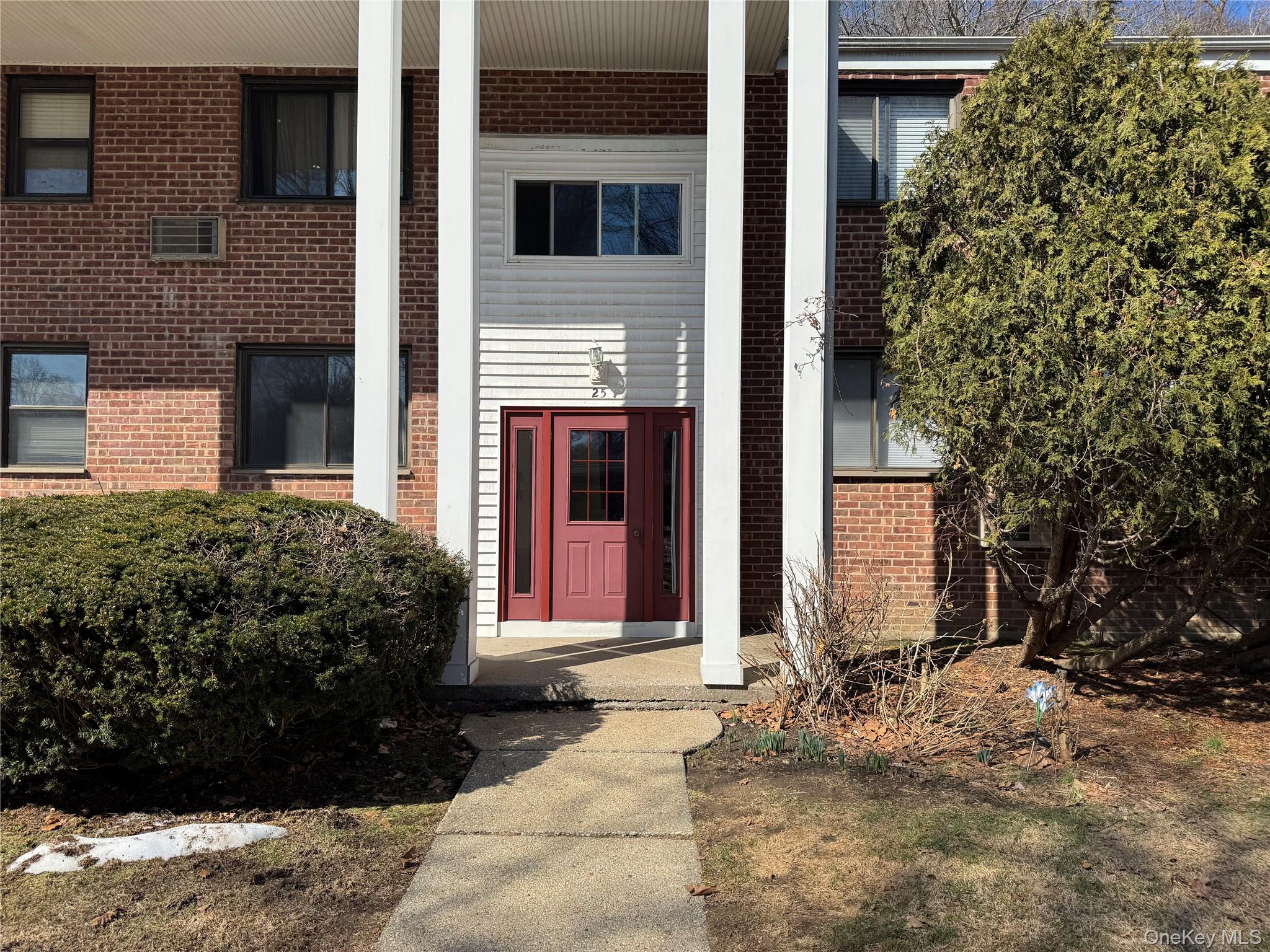 25 Lawrence Drive A Property Photo 2