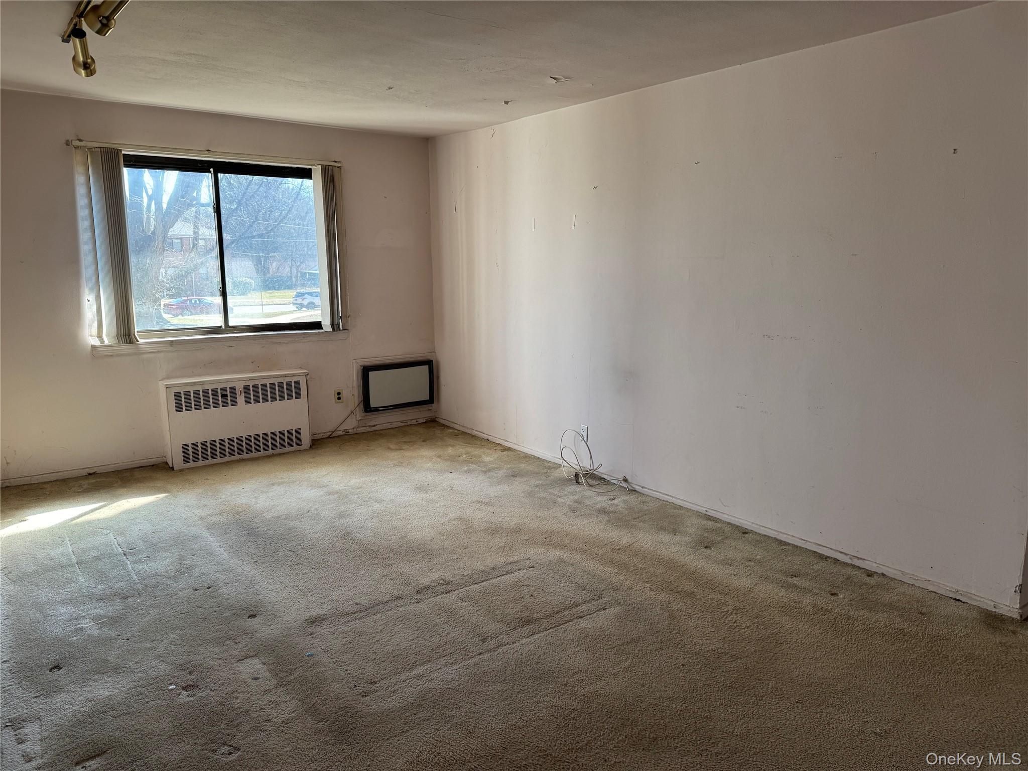 25 Lawrence Drive A Property Photo 4