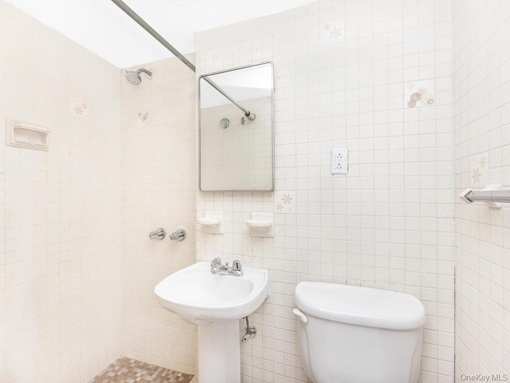 555 Kimball Avenue Property Photo 22