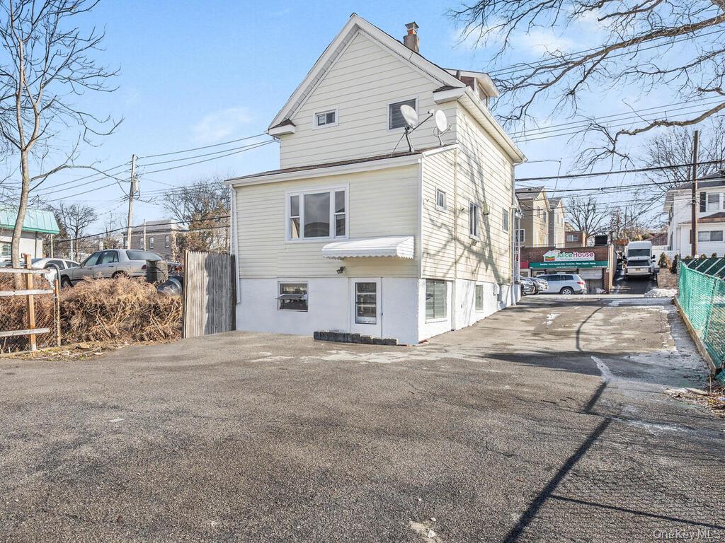 555 Kimball Avenue Property Photo 24