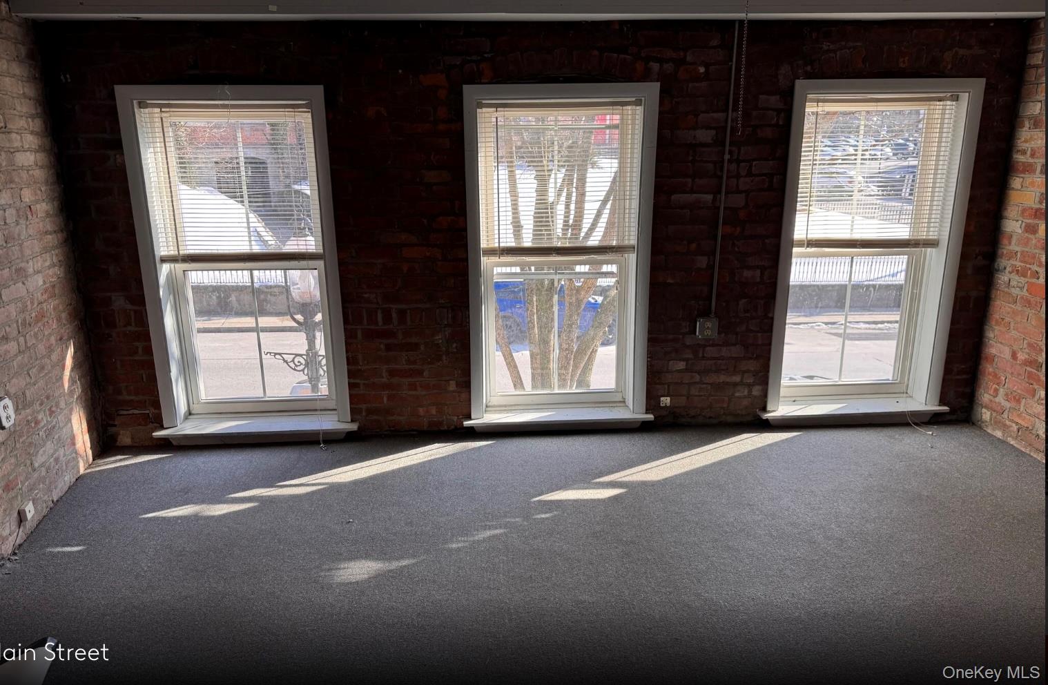 175 Main Street Property Photo 4